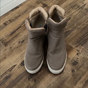 Steve Madden Taupe Perforated Wedge Sneakers